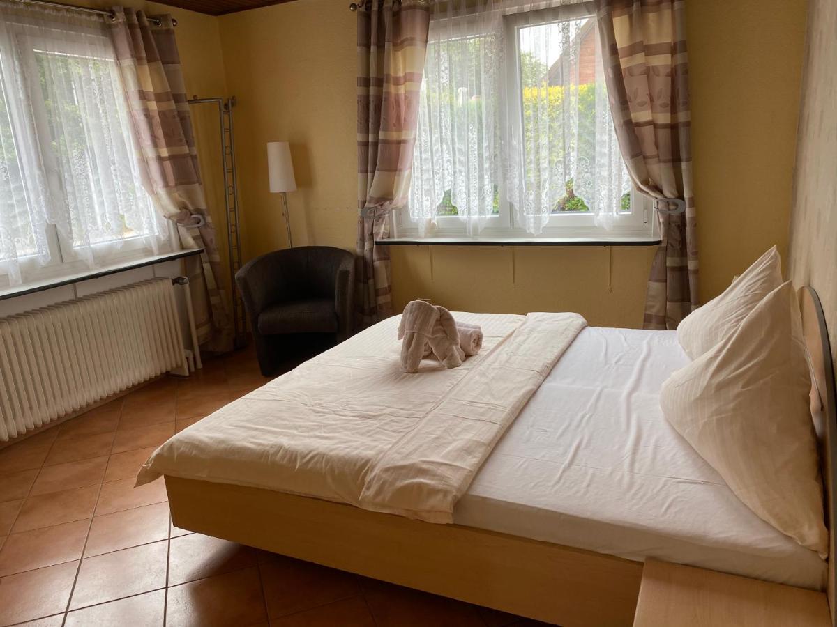 Doppelzimmer mit eigenem externen Bad